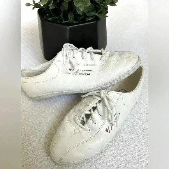 LA Gear Shoes - Vintage 80’s LA Gear Tennis Shoes in White Size 5.5